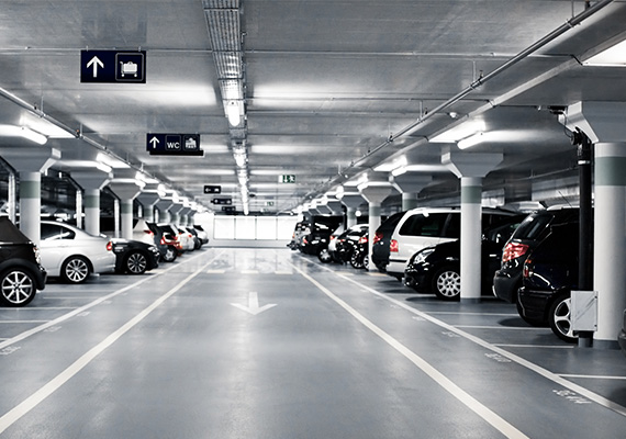 Parkplatzverfügbarkeit mit Magenta Business Smart Parking